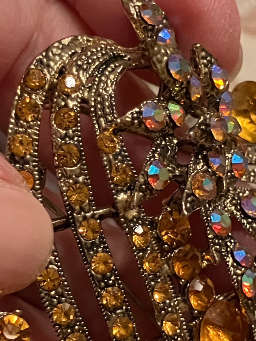 VINTAGE RHINESTONE BROOCH AND CRYSTAL BRACELET 3 1/4” - Picture 12 of 16